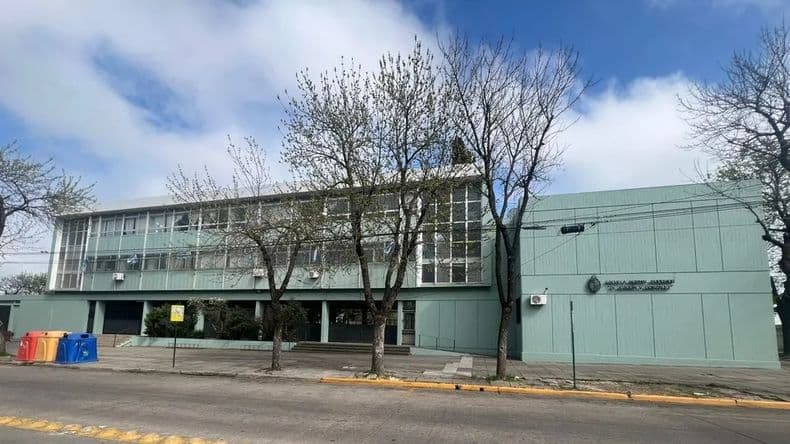 En la Escuela Normal volvieron a dejar un mensaje de amenaza de muerte y sospechan que podría ser una broma