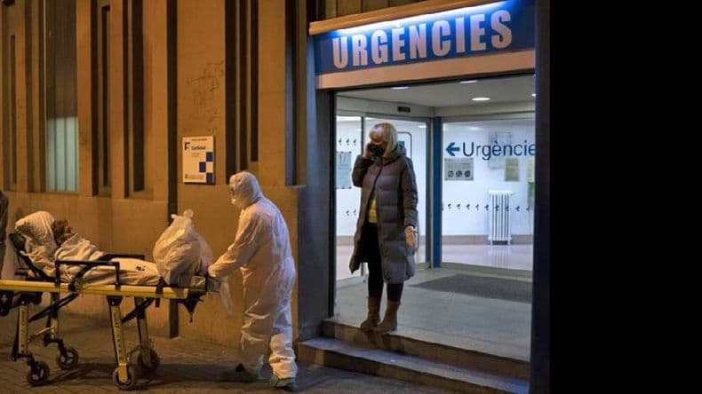 España sumó 832 muertos, la cifra más alta en un día