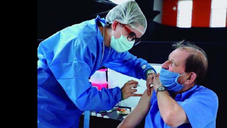 Inmunidad, contagio, variantes: diez preguntas clave sobre las vacunas contra el coronavirus
