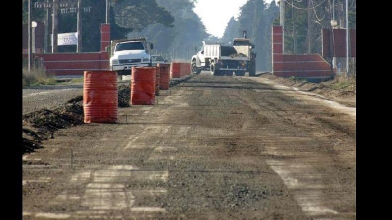 Avanzan a buen ritmo los trabajos en el acceso a Manuel Ocampo