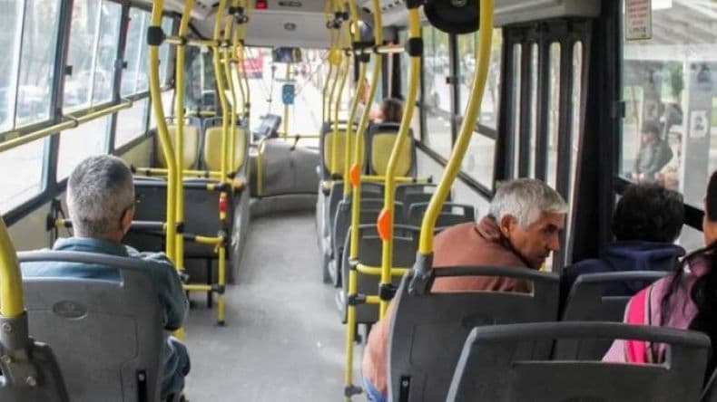 Mientras La Nueva Perla sigue yendo a los pueblos, habrá una licitación para cubrir el servicio