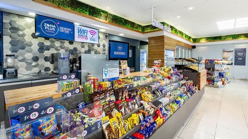 Robaron la caja fuerte del mini shop de la estación YPF de ruta 8 y Azcuénaga