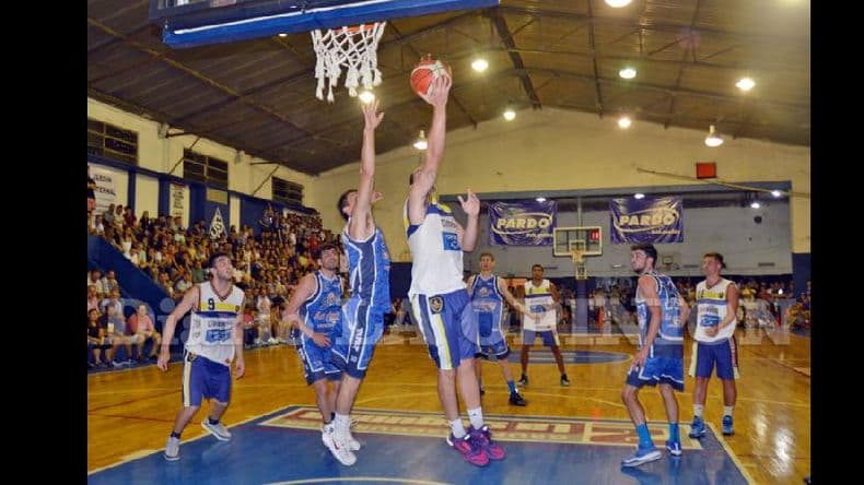 Gimnasia y Esgrima apeló a su espíritu y se adelantó en la final del basquetbol local