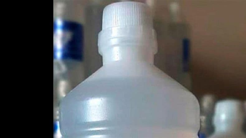 Retiran del mercado dos marcas de alcohol etílico