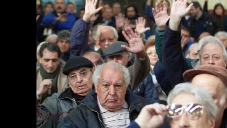 Anses pagará este lunes a jubilados y pensionados con DNI terminados en 4 y 5