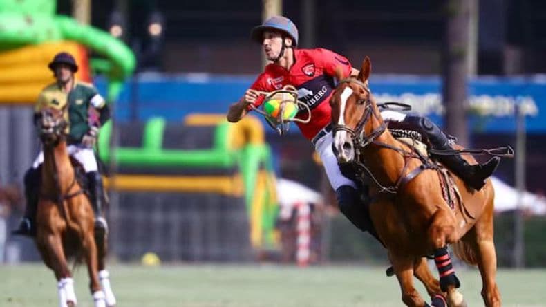 Federico Ferrari campeón por segundo año consecutivo del Abierto Argentino de Pato