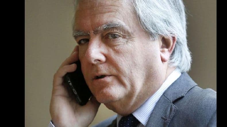 Pinedo: “La oposición defendió el monopolio de las tarjetas de crédito”