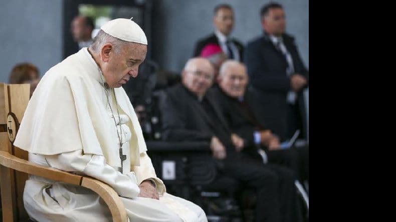 El Vaticano corrige al Papa sobre la homosexualidad