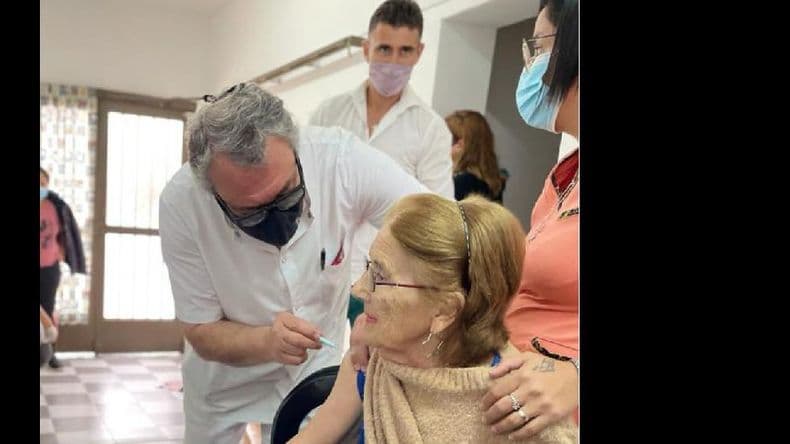 Pami completó la primera etapa de vacunación en residencias de estadía prolongada