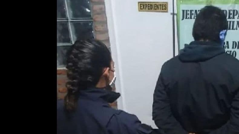 Mató a golpes al ex de su pareja cuando fue a buscar a su hija por el Día del Padre