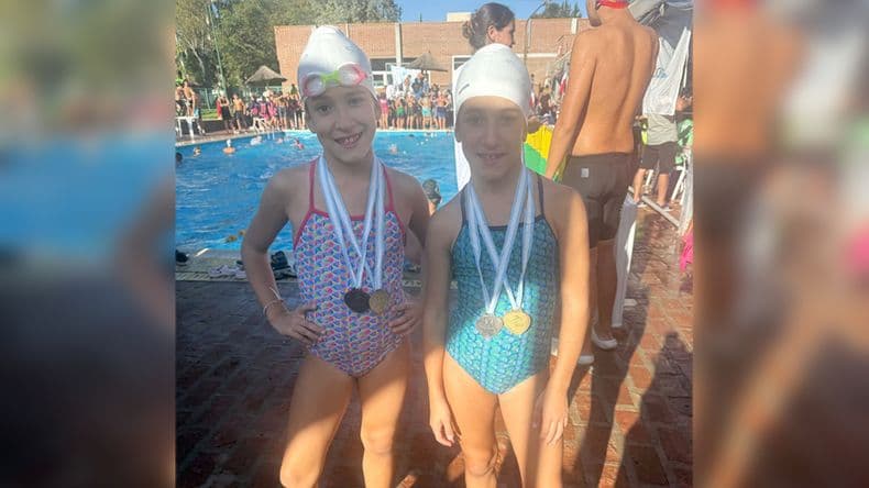 El equipo juvenil de natación de Gimnasia y Esgrima brilló en Campana