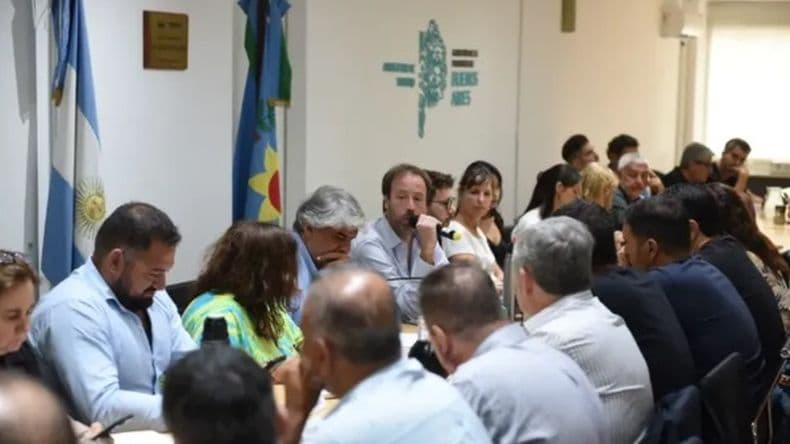 Estatales bonaerenses piden que Axel Kicillof reabra la paritaria salarial