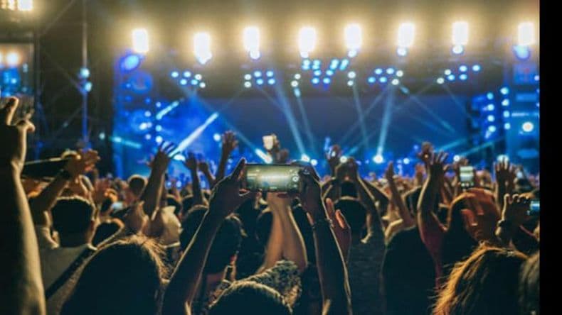 Natatorios, venta de pirotecnia y eventos en espacios públicos: ¿cómo se habilitan?