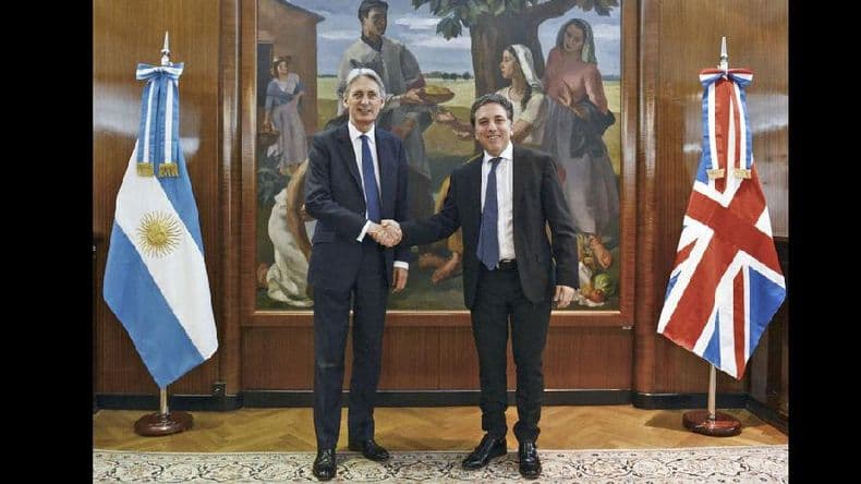 El ministro de Hacienda de Argentina se reunió con su par del Reino Unido
