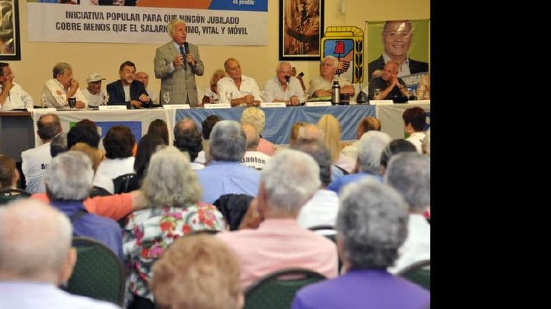 De la Sota: “Nunca emito una opinión sobre el accionar de la Justicia”