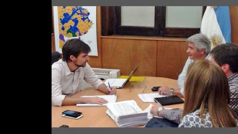 Reunión entre la Dirección de Educación y la FEB