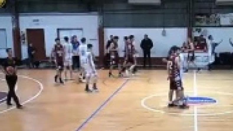 Victoria de Argentino, como visitante, en el Pre Federal de Básquetbol
