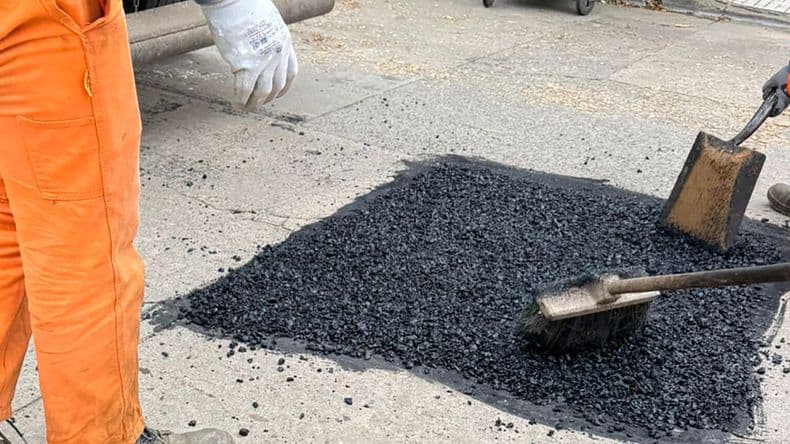 La Municipalidad de Pergamino avanza con el bacheo intensivo en el radio céntrico