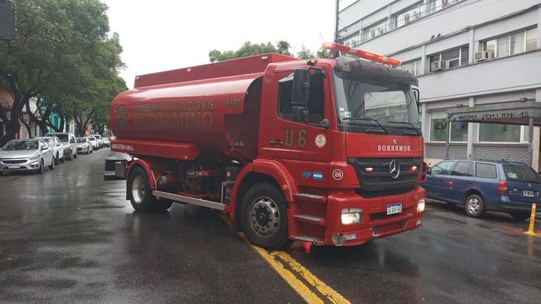 Principio de incendio en la Clínica Pergamino: evacuaron terapia intensiva y actuaron los rescatistas