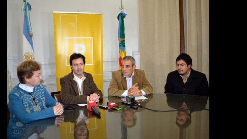 Presentaron a Hussen como subsecretario de Cultura del Municipio