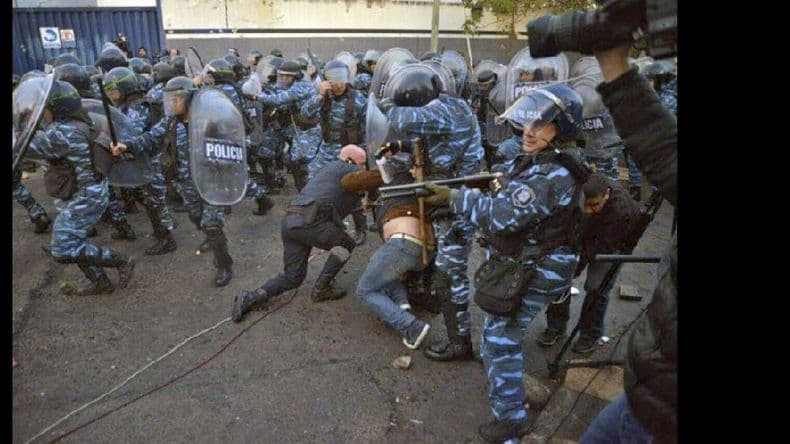 Violento desalojo de la planta de Pepsico: hubo heridos y detenidos