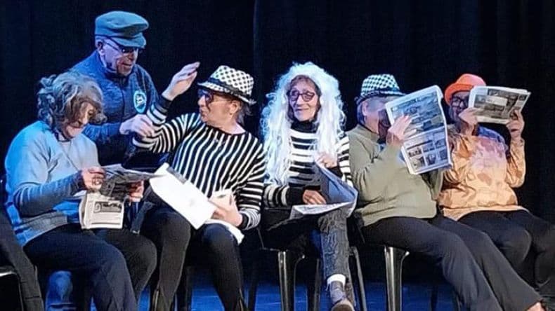 Los adultos mayores se suben al escenario este jueves