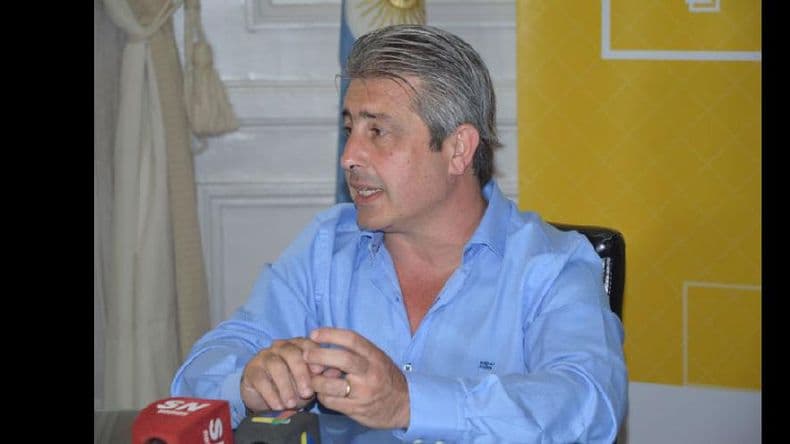 Paso: el PJ salió al cruce de los intendentes de Cambiemos