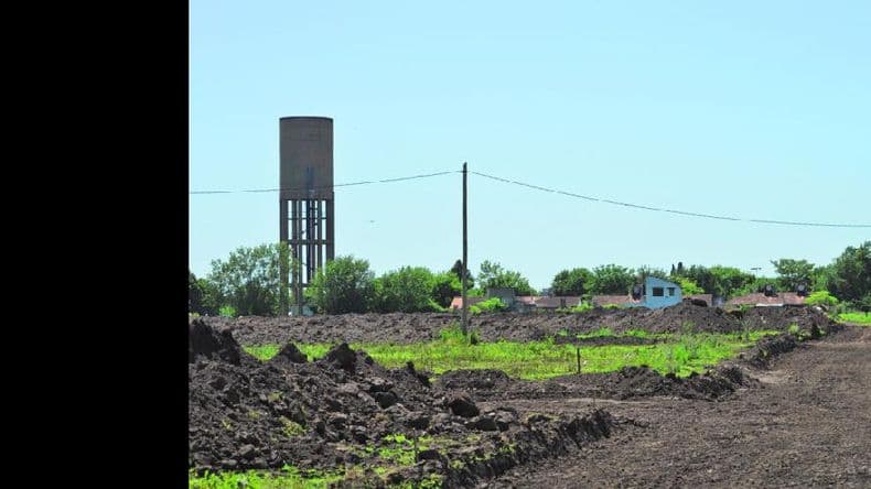 Martínez, confiado en avanzar con los terrenos del Procrear y obras públicas