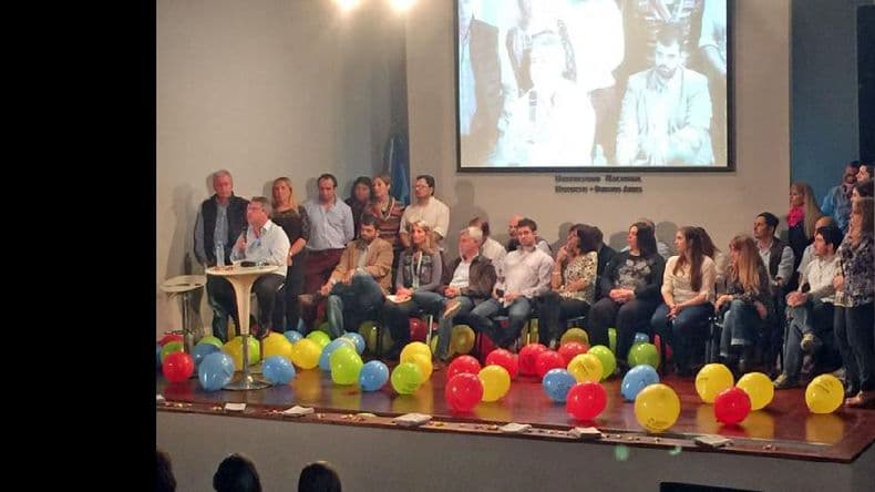 Javier Martínez cerró su campaña en la Unnoba