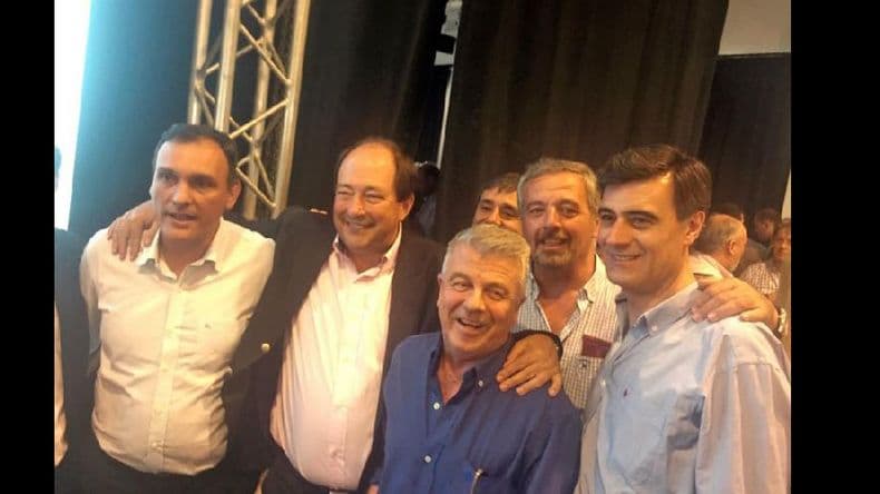 Pacini, entre los intendentes radicales que se reunieron con Macri en Santa Fe