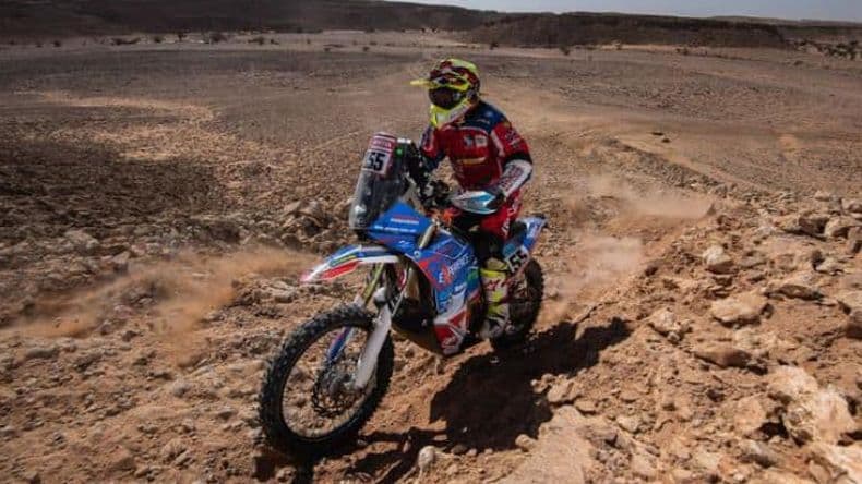 Joaquín Debeljuh dejó atrás la quinta etapa del Dakar y avanza hacia su objetivo