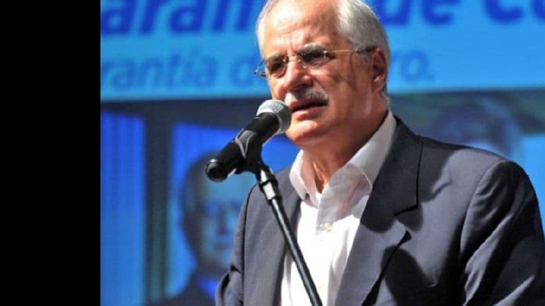 Jorge Taiana presentará hoy su libro “El país que quiero” en el auditorio de la Unnoba