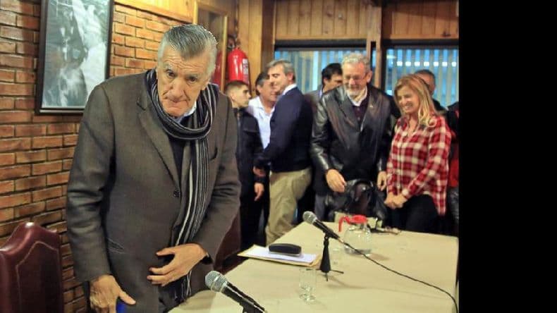 José Gioja calificó el caso del exsecretario de Obras Públicas como “un bochorno”
