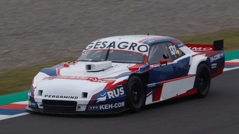 José Rasuk fue cuarto en Termas y trepó al noveno puesto en el campeonato del TC Pista