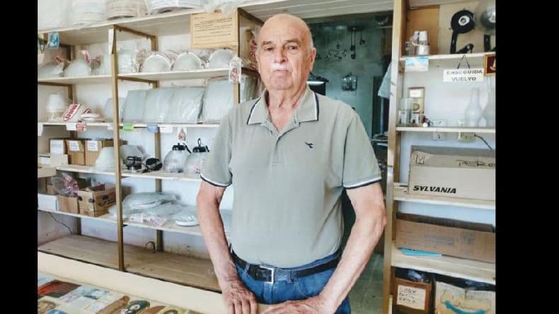 Un hombre que en su hacer cotidiano rinde culto a la sencillez