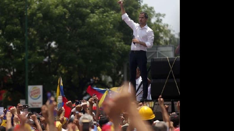Guaidó llamó a una huelga general para sacar a Maduro del poder en Venezuela