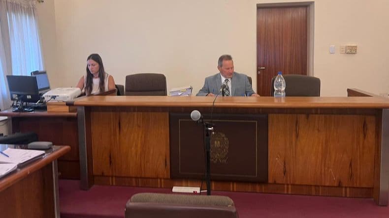 Declaró la psicóloga que denunció los abusos sexuales a una nena en el juicio contra el padre y los abuelos