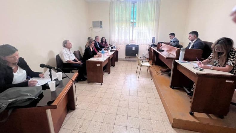 El juicio oral de hermanos médicos aguarda un veredicto tras el debate