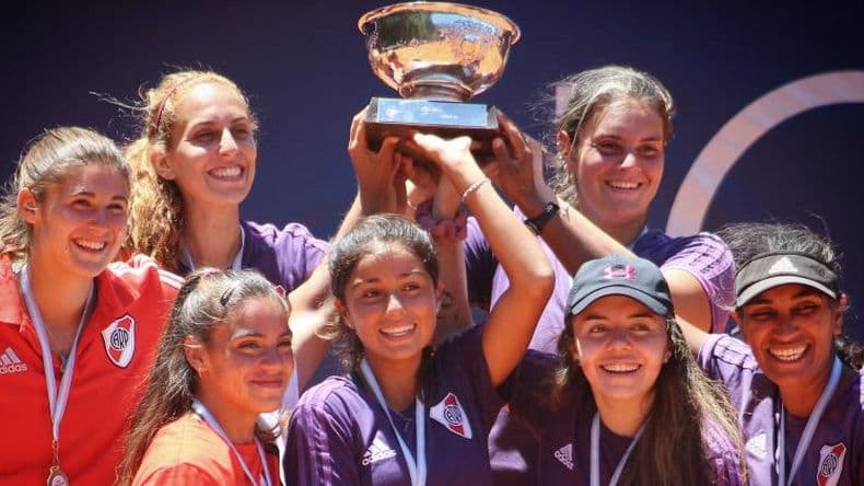 Julia Riera campeona con River Plate del Torneo Interclubes