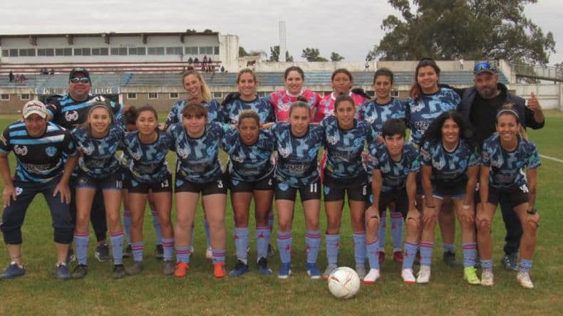 Goleada de Juventud y victorias de Provincial y Tráfico's en el torneo de fútbol femenino