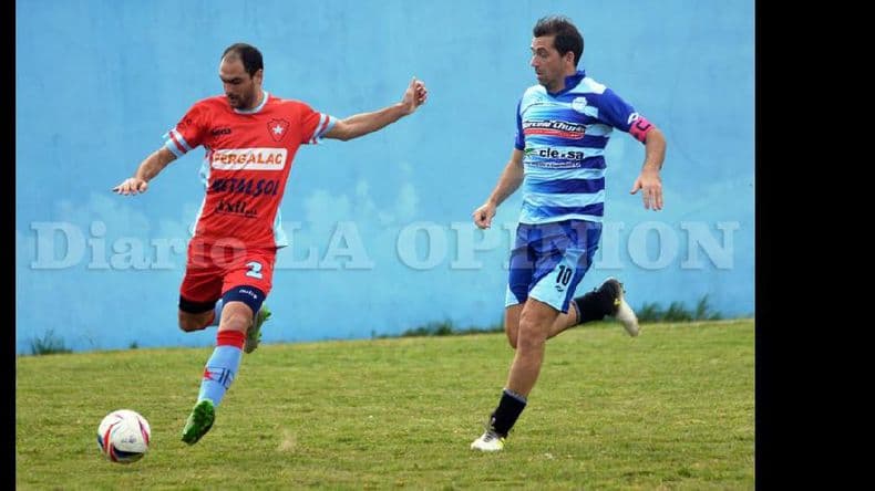 Fútbol local: se disputó la penúltima fecha del Extra