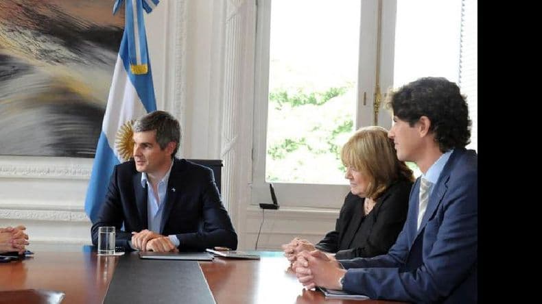 El Gobierno recibió a una funcionaria estadounidense miembro del servicio exterior