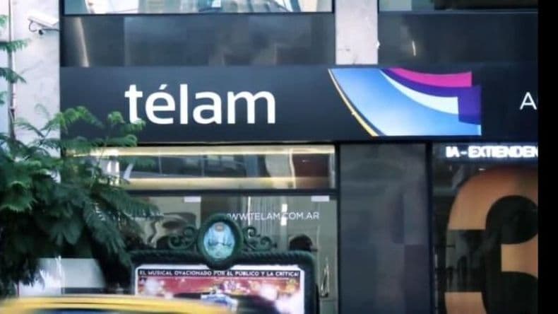 Luego del anuncio de Milei, la agencia de noticias Télam dejó de funcionar y vallaron sus edificios