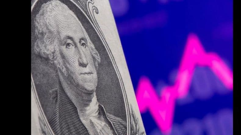 El dólar tarjeta sube a 948,50 pesos por un nuevo aumento de impuestos