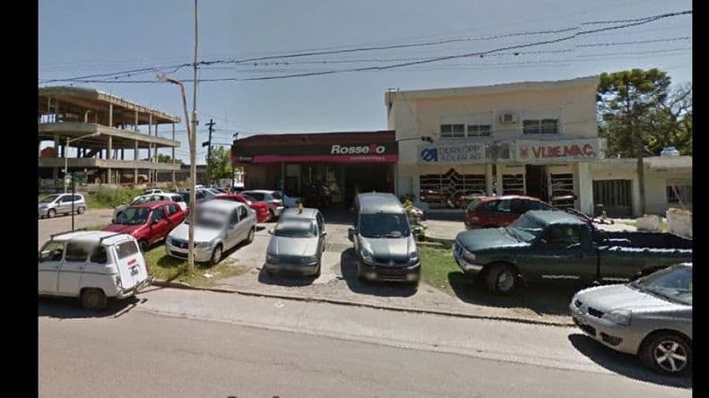 Boqueteros robaron unos 200.000 pesos de una concesionaria de autos