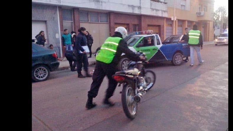 Brutal golpiza a un agente de tránsito municipal: el agresor fue aprehendido