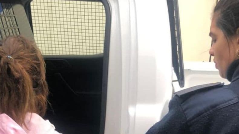 Una joven atacó la casa del padre de su hija e intentó golpear a su exsuegra