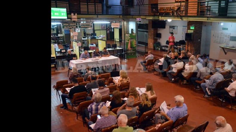 La Cooperativa Eléctrica seguirá con las mismas autoridades debido a la pandemia
