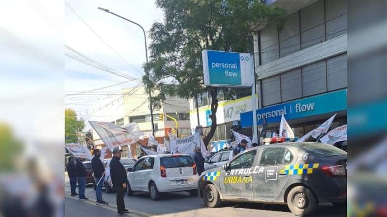 El sindicato de televisión desarrolla una protesta frente a Personal en el marco de las paritarias