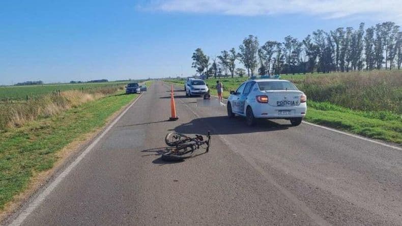 Murió un hombre que iba en bicicleta por la ruta 188 y recibió el impacto de un automóvil